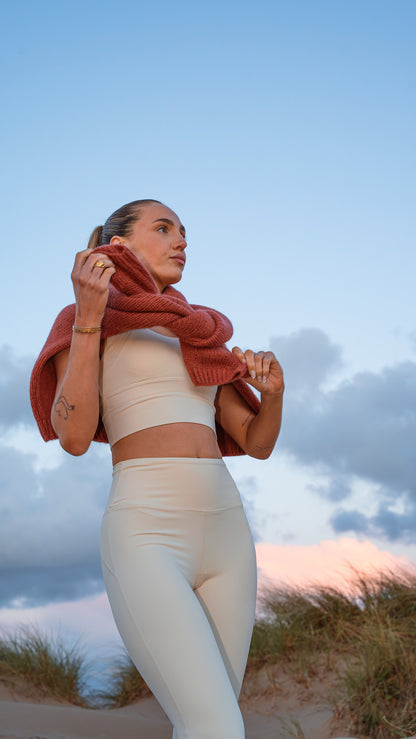 V Back Crop Top - Creme