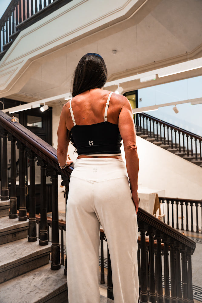 Luxe Sports Bra - Black & Cream