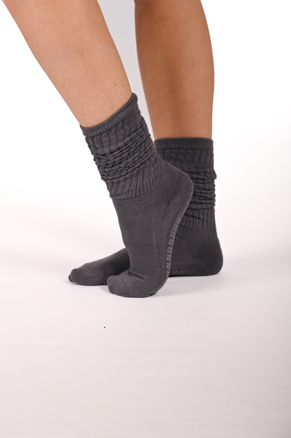 HUG Pilates Socks - Graphite