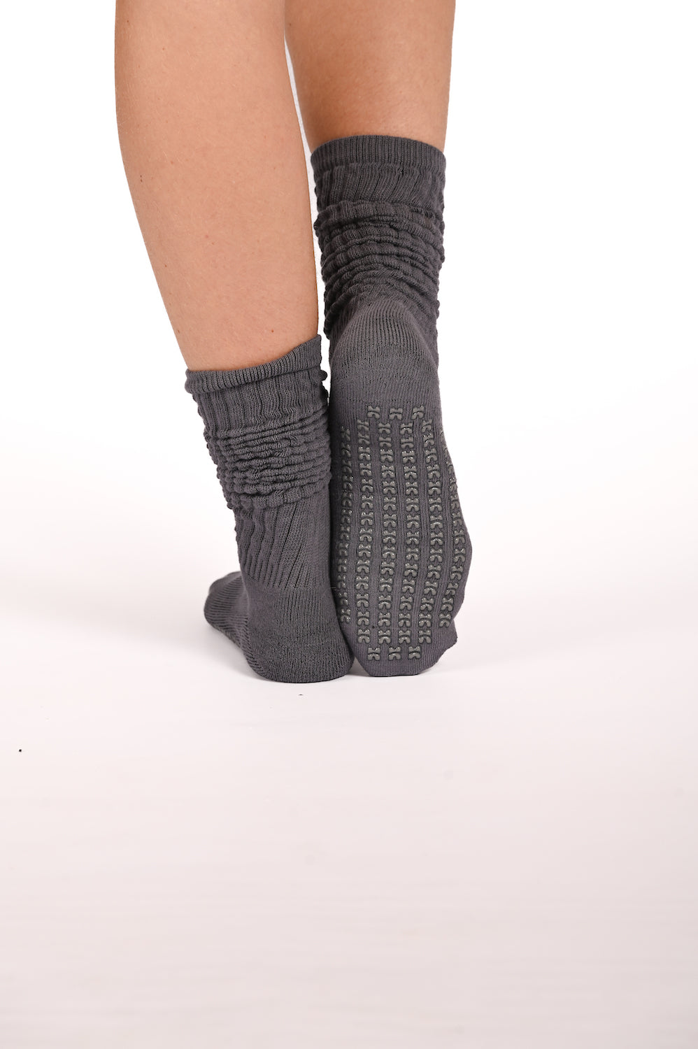 HUG Pilates Socks - Graphite